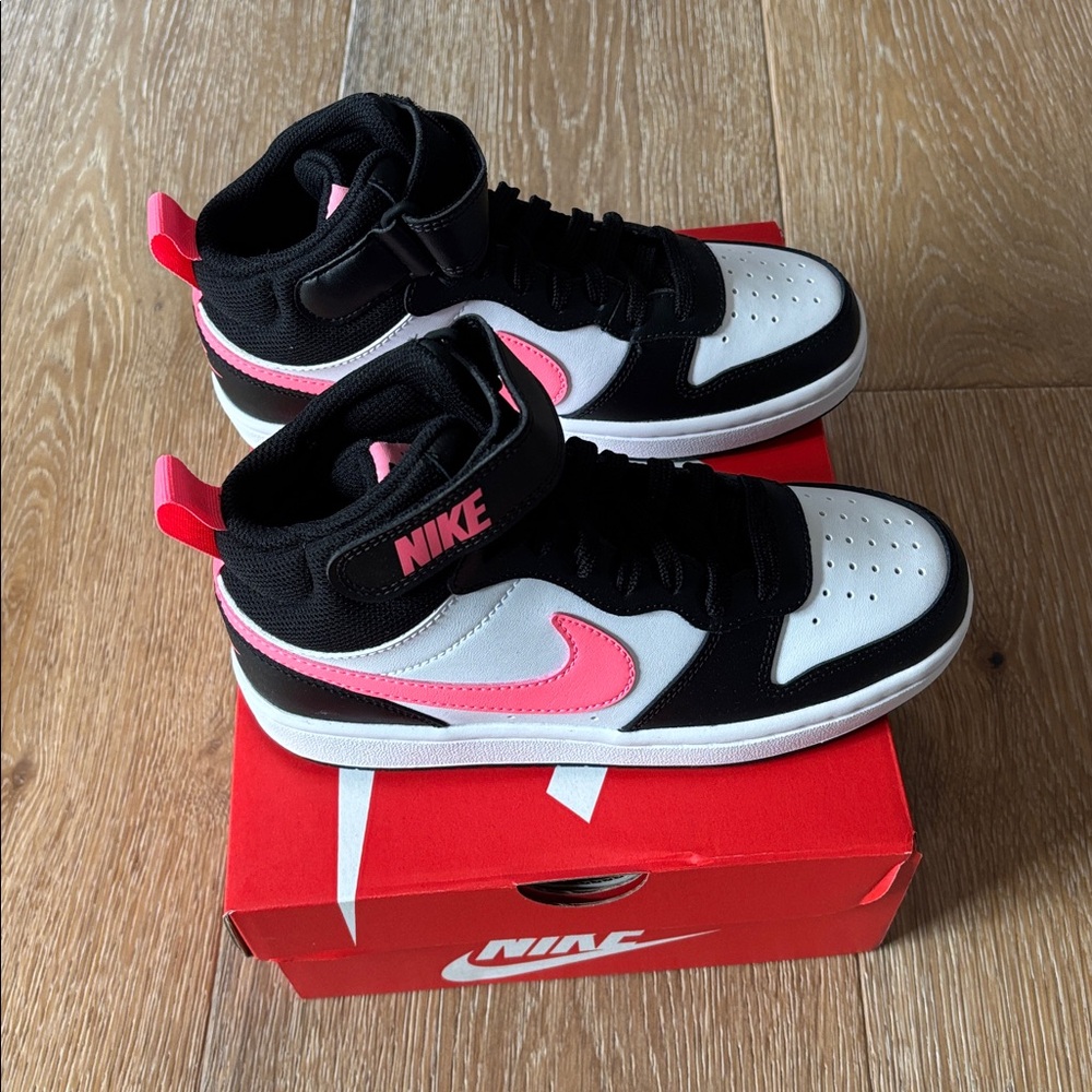 Nike Girl Mid Sneakers - Picture 5 of 6